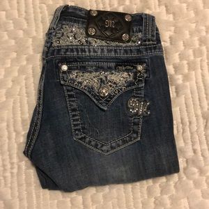 Miss Me Women’s Cuffed Capri Jean